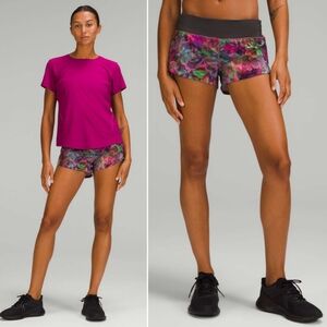 Lululemon Speed Up Low-Rise Lined Short 2.5" Vivid Floral Tone Multi / Graphite